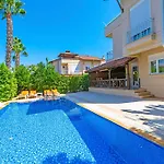 Paradise Town Abel Villa *
