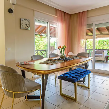 别墅 Paradise Town Abel *