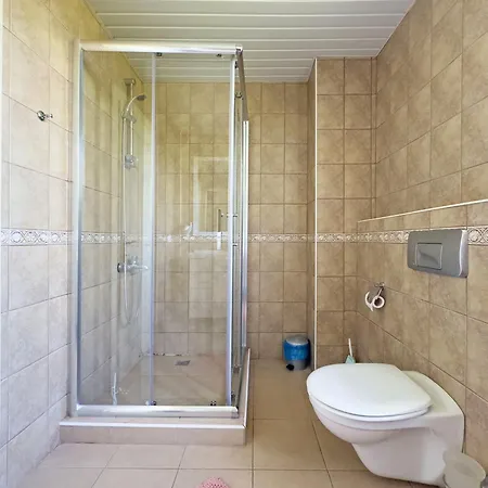 Paradise Town Abel *