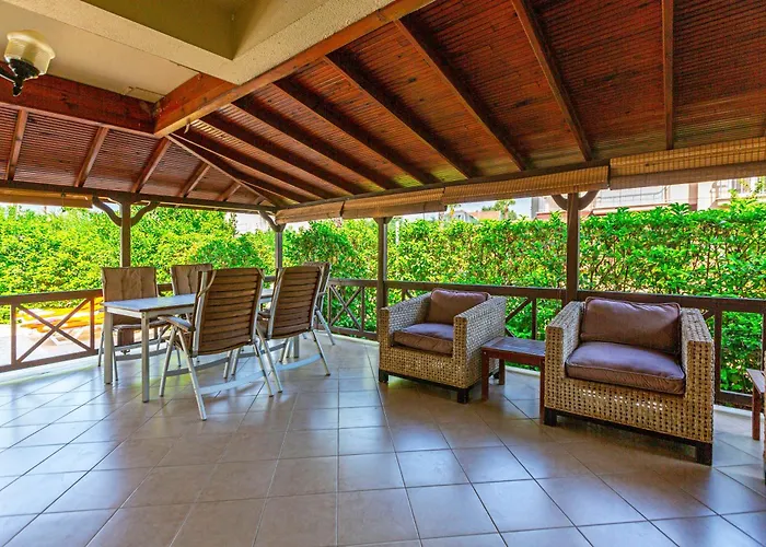 Paradise Town Abel *